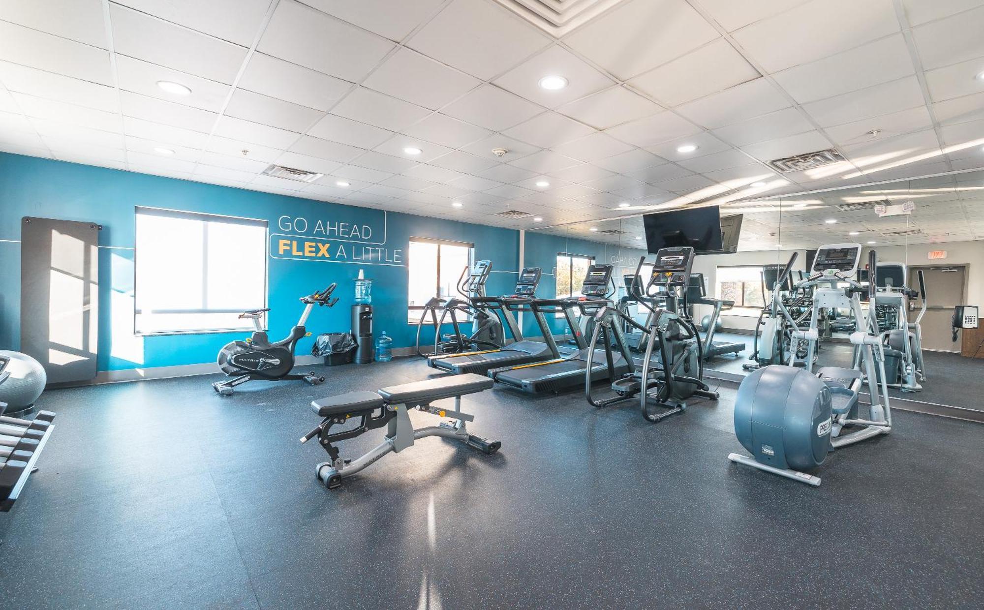 Holiday Inn Express Hotel And Suites Saint Robert By Ihg Exteriér fotografie