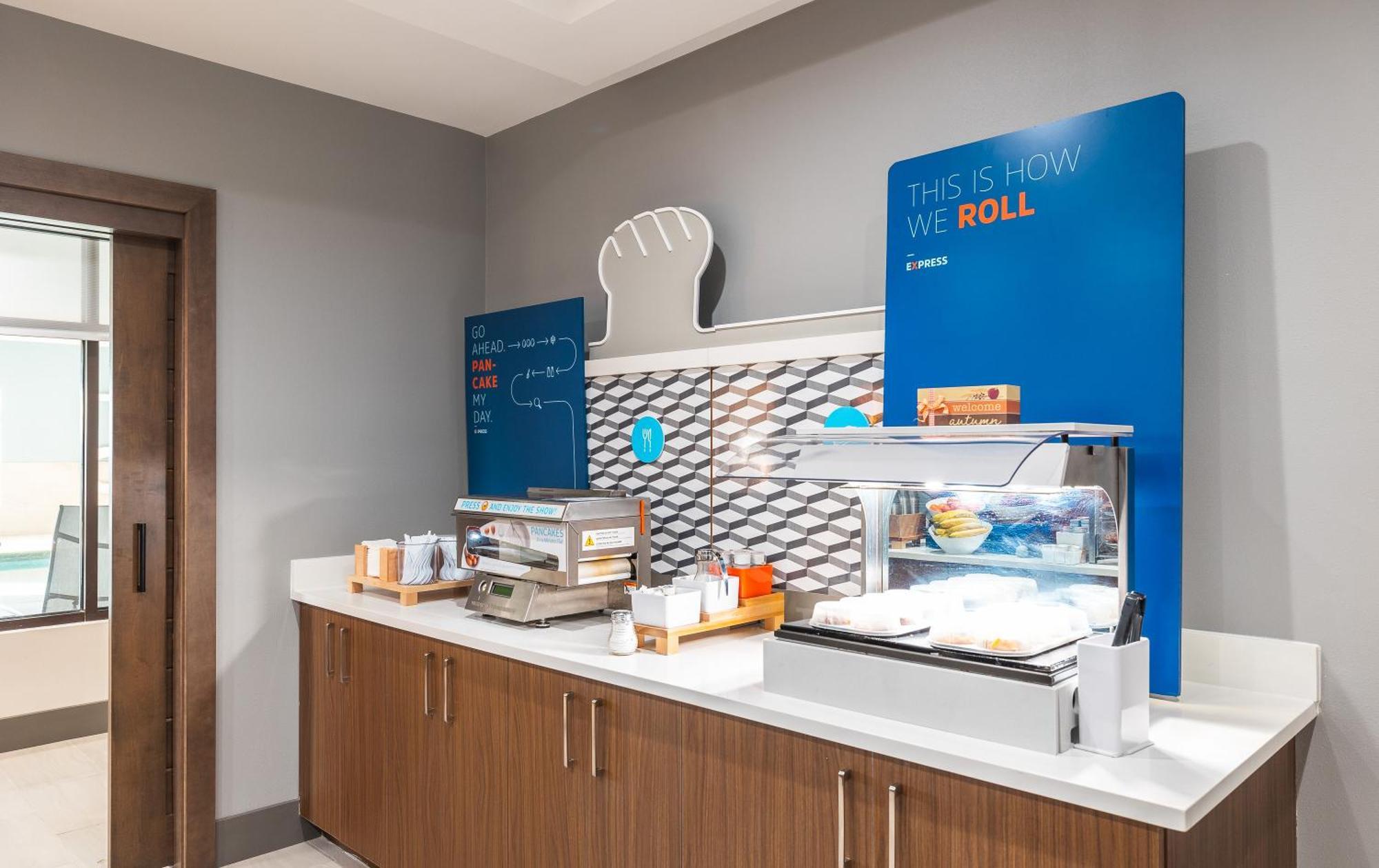 Holiday Inn Express Hotel And Suites Saint Robert By Ihg Exteriér fotografie