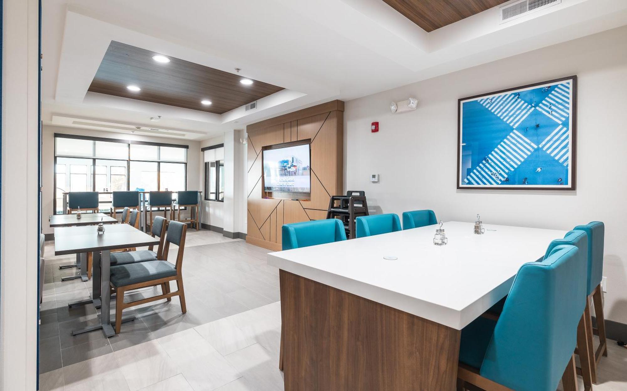 Holiday Inn Express Hotel And Suites Saint Robert By Ihg Exteriér fotografie